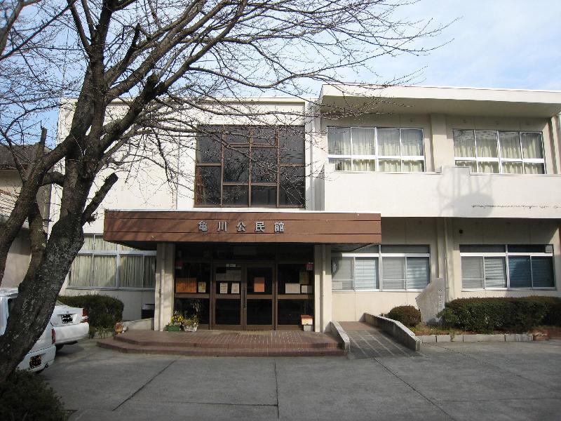 第18投票所：亀川公民館