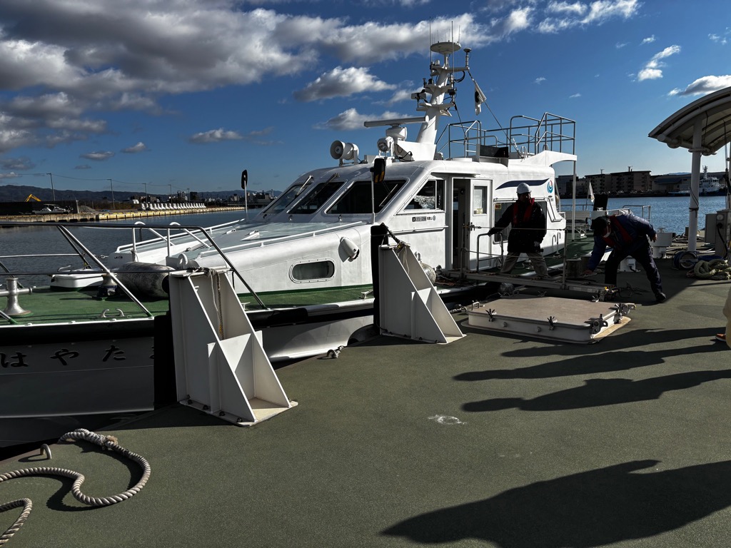港湾業務艇「はやたま」